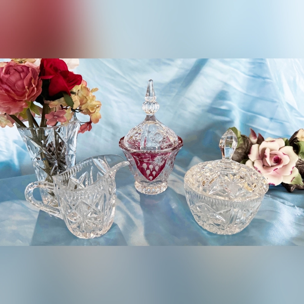 Elegantly Beautiful Vintage Anne Hutte Crystal Dish and sugar bowl  With Freebie